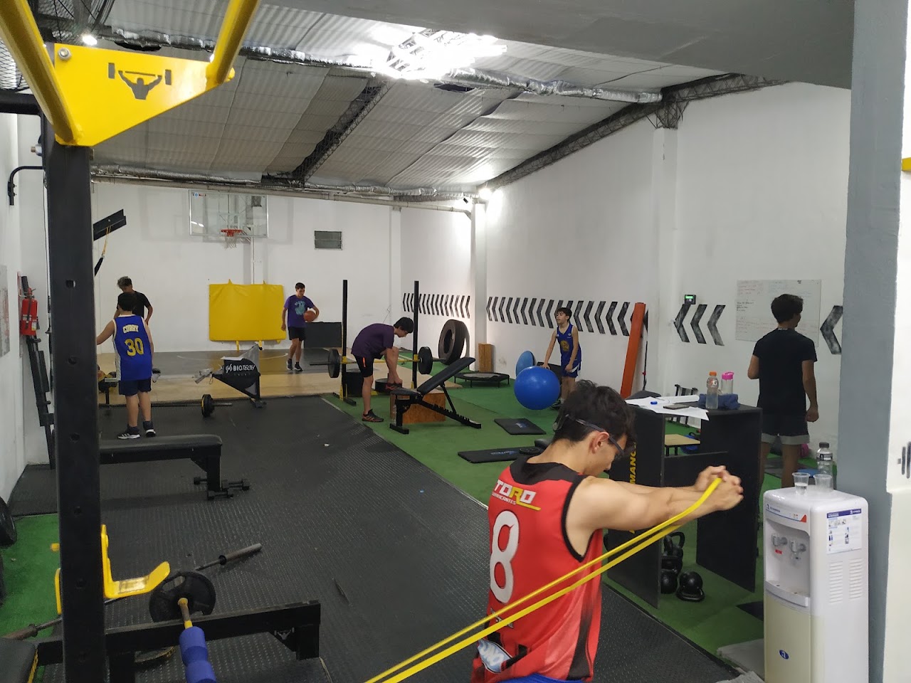 STOA Paraná Gimnasio Sala de Musculación